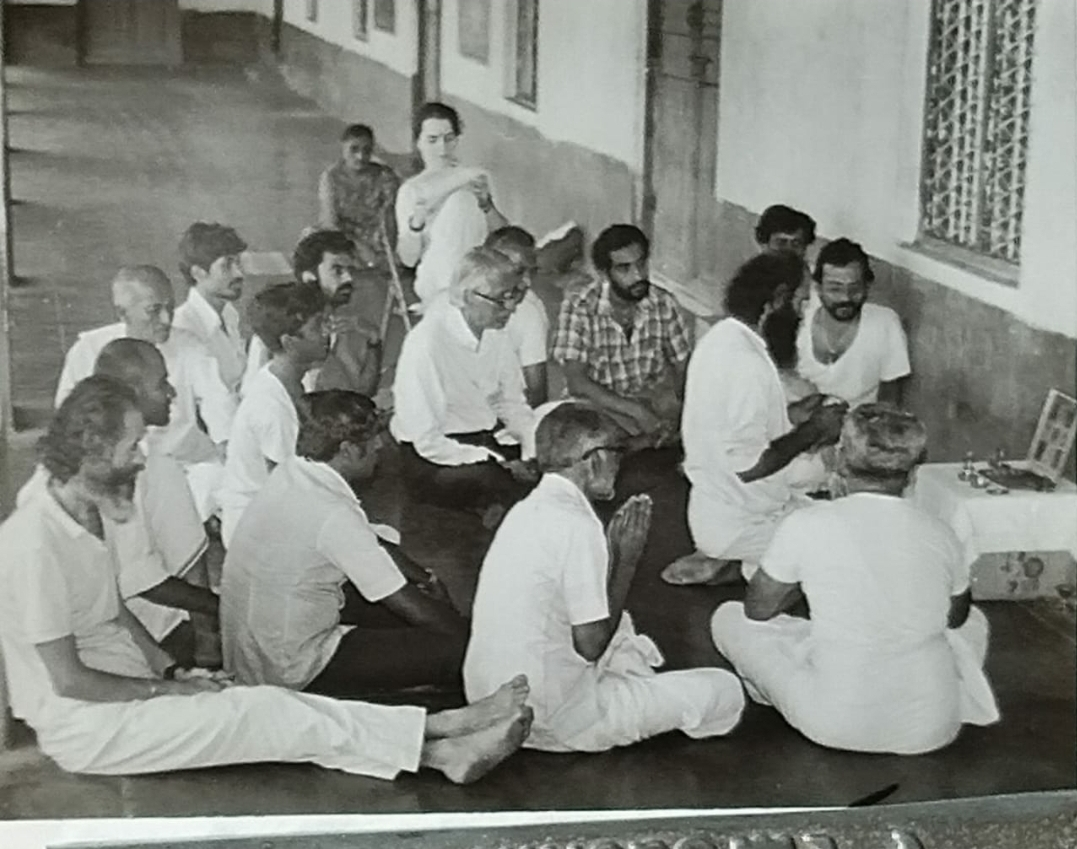 Guruji Photo 2